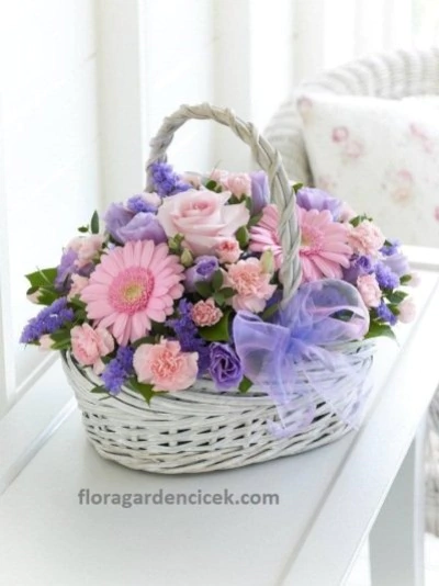 Sepet içerisinde Pembe Çiçek FG483